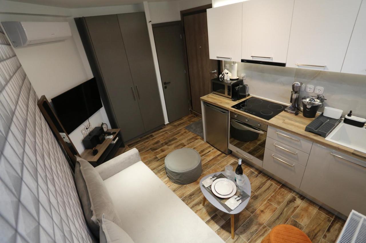 La Larissa Luxury Apartments Dafne Bagian luar foto