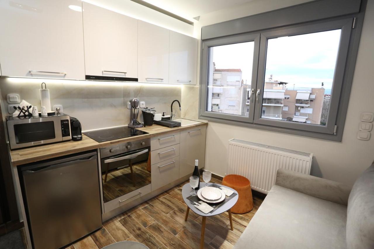 La Larissa Luxury Apartments Dafne Bagian luar foto