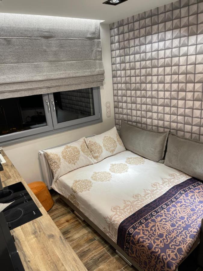 La Larissa Luxury Apartments Dafne Bagian luar foto